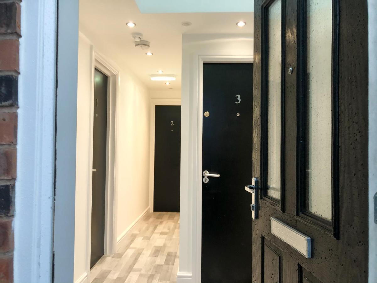 10Min To City - Free Parking - Private Studio - Contractor Friendly 曼彻斯特 外观 照片